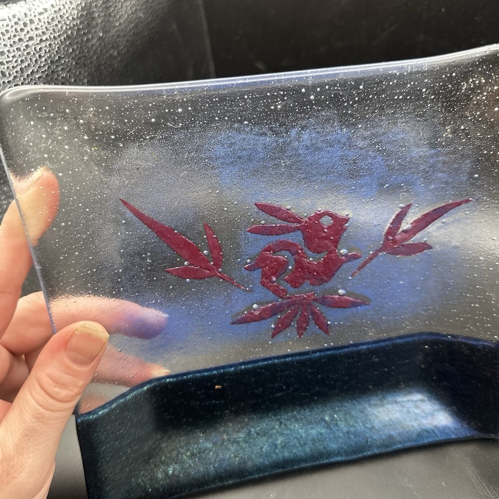 Dichroic Studio Art Fused Glass Rectangular Plate With Rabbit Design Blue Red - Picture 3 of 8
